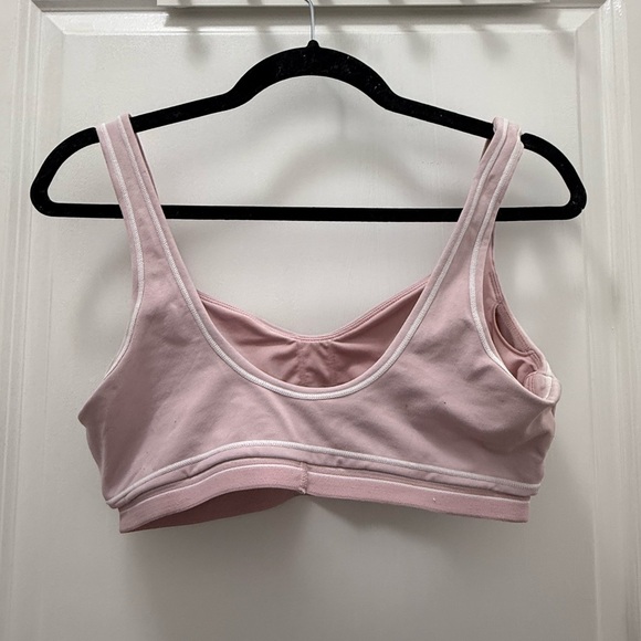 ALO Yoga Ballet Pink Airbrush Heart throb bra + high waisted leggings set - Picture 3 of 7